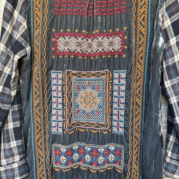 Johnny Was 3J Workshop Plaid Velvet Embroidered Flannel Top Boho Womens M - Picture 3 of 8